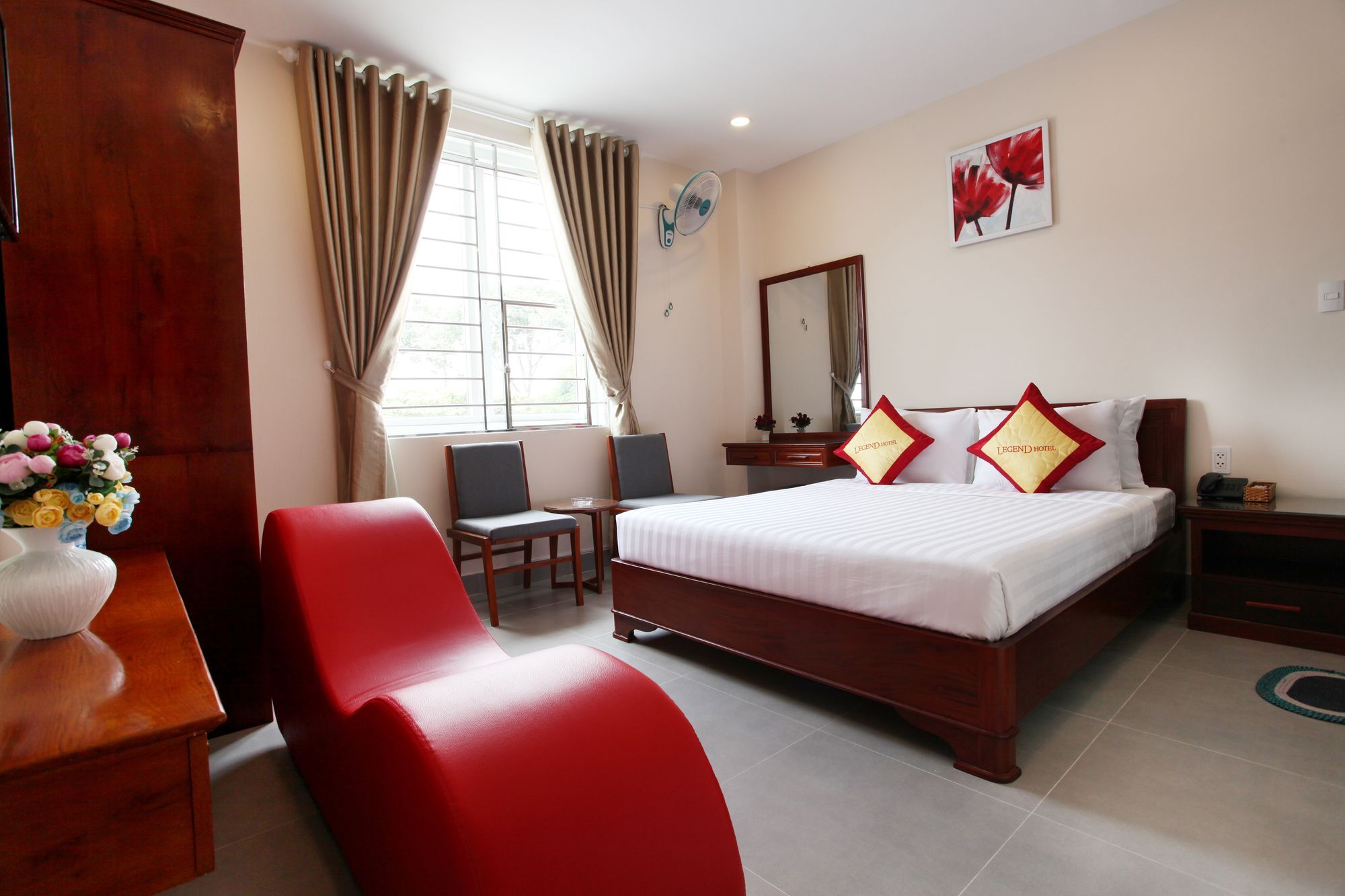 Legend Hotel Ho Chi Minh City Exterior photo